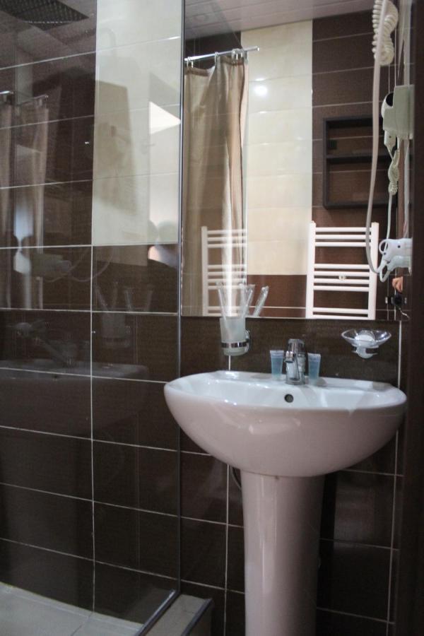 Hotel Plaza Tbilisi Eksteriør bilde